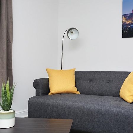 Altido 2Br Apartment With Free Parking, Near The Royal Mile Единбург Екстер'єр фото