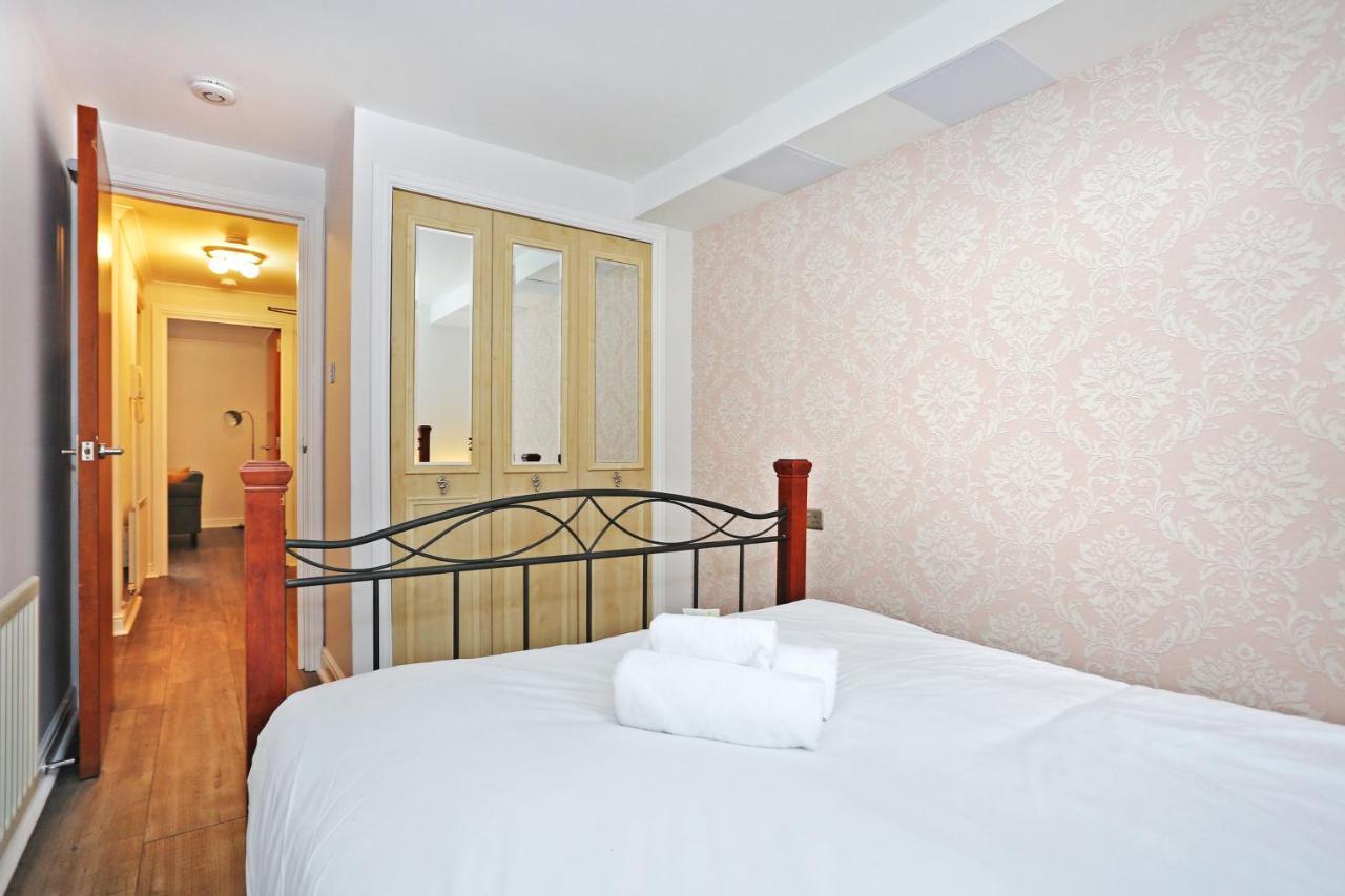 Altido 2Br Apartment With Free Parking, Near The Royal Mile Единбург Екстер'єр фото