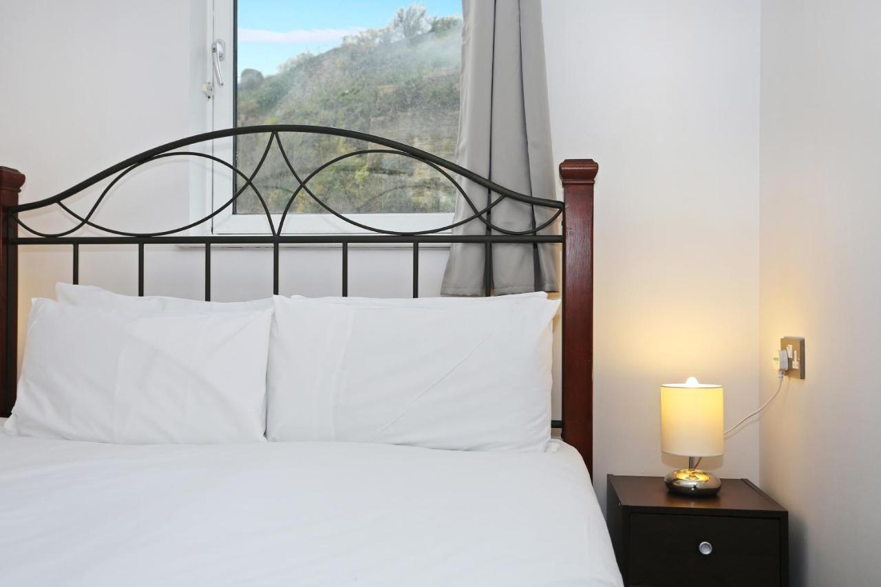 Altido 2Br Apartment With Free Parking, Near The Royal Mile Единбург Екстер'єр фото