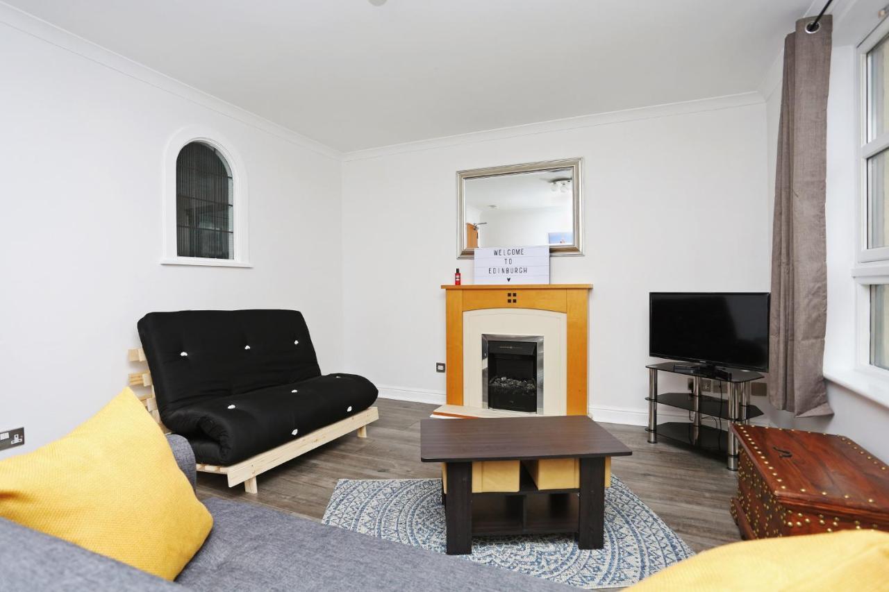Altido 2Br Apartment With Free Parking, Near The Royal Mile Единбург Екстер'єр фото